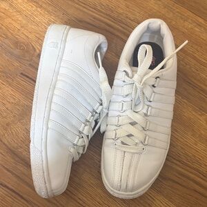 K-Swiss Men's White Leather Classic Lace-Up Sneakers